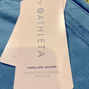 Athleta Farallon Jogger Pants, Women’s Size Small, Sage Green